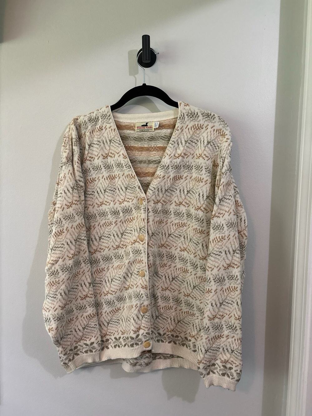 Womens Vintage Winona Knits Button Up Sweater-Size Lg-V Neck-USA